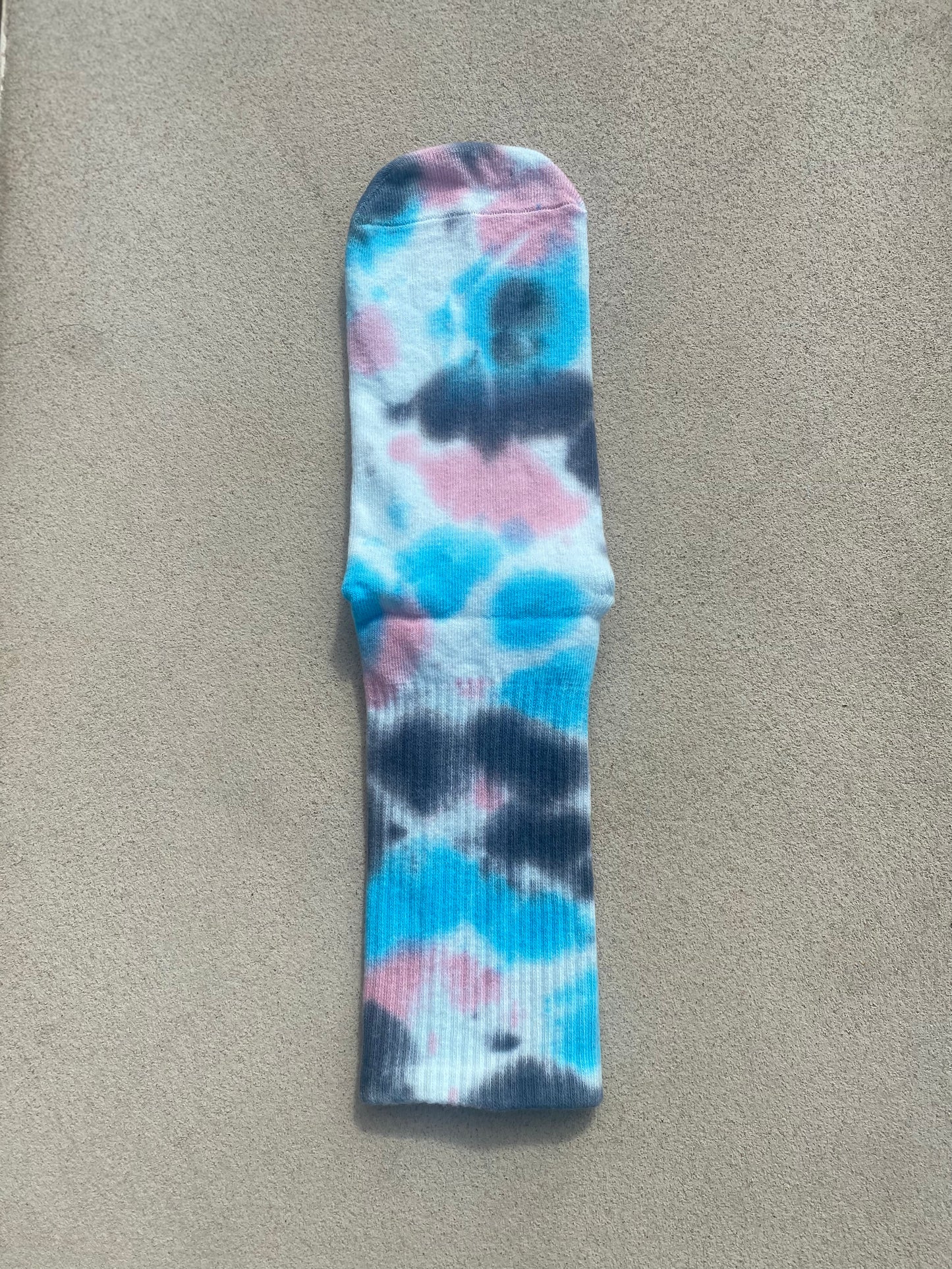 Tie-Dye Sport Grip Socks for Kids - Blue/Pink