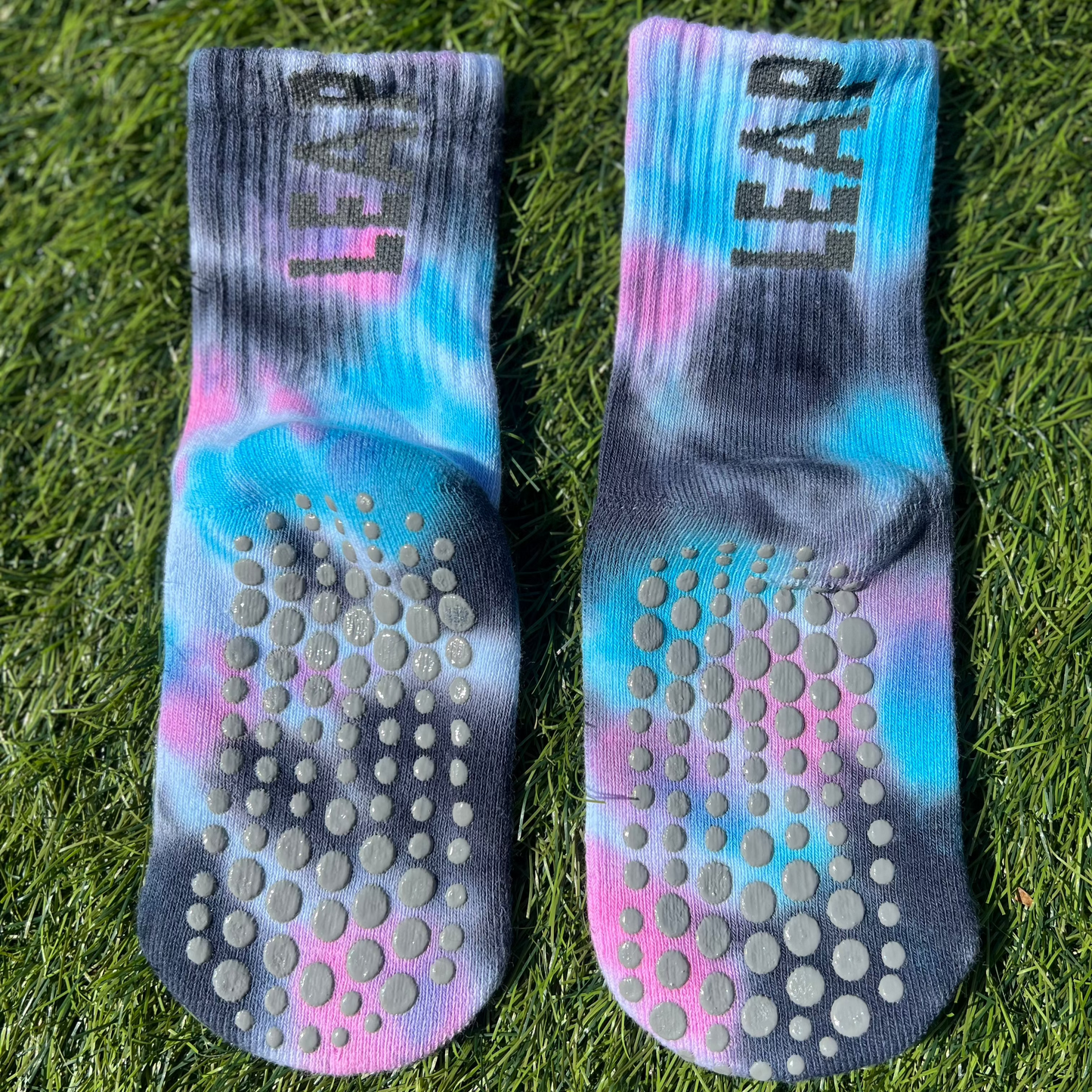 Tie-Dye Sport Grip Socks for Kids - Blue/Pink